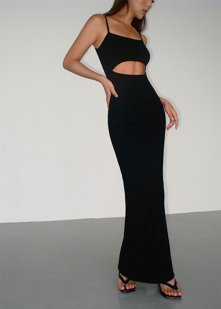 Journee Figure-skimming Black Dress