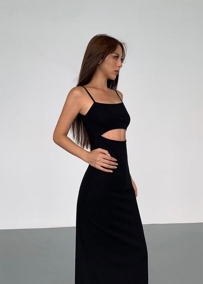 Journee Figure-skimming Black Dress